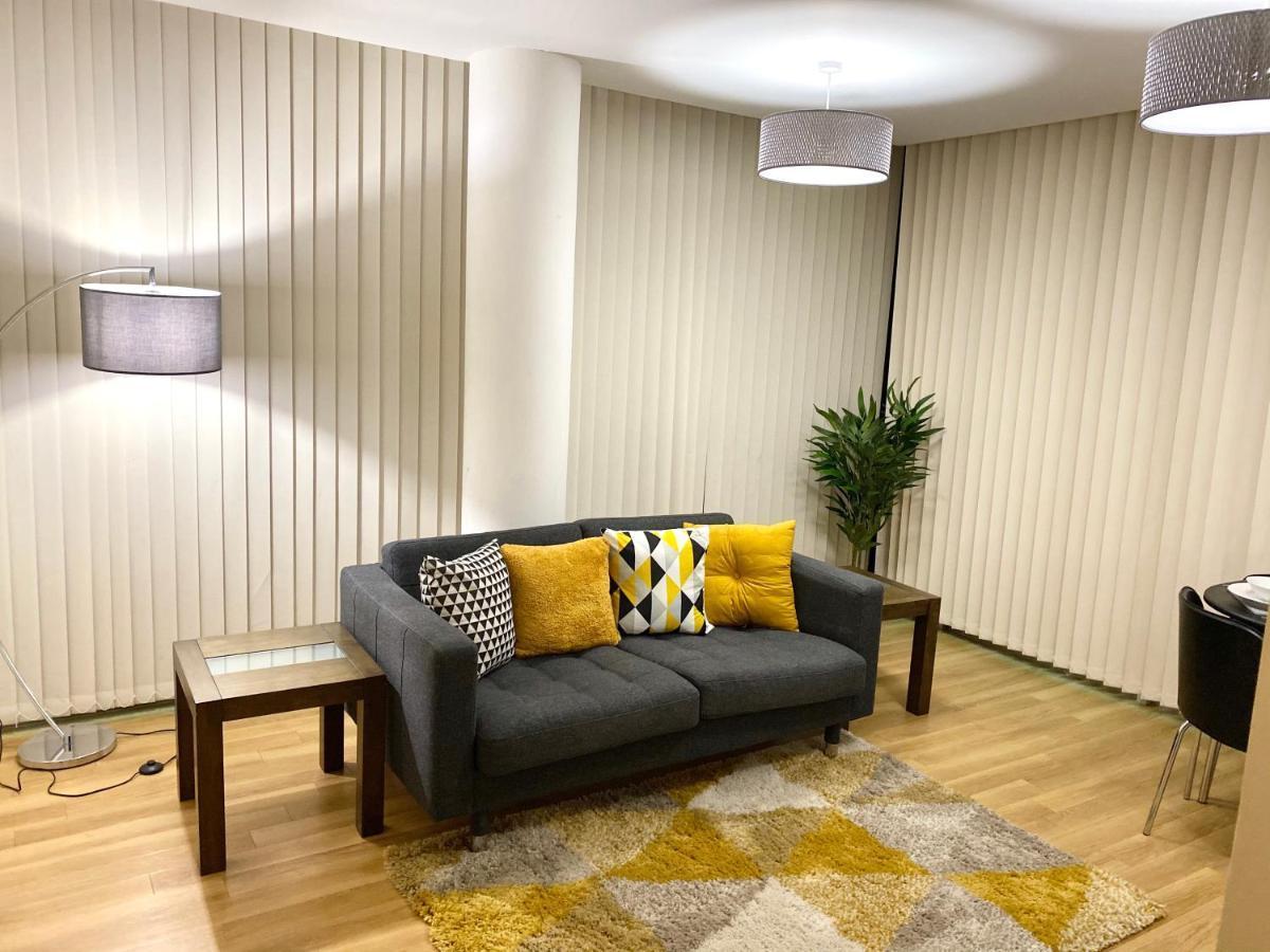 Smartrips Apartments - The Hub Milton Keynes Eksteriør billede