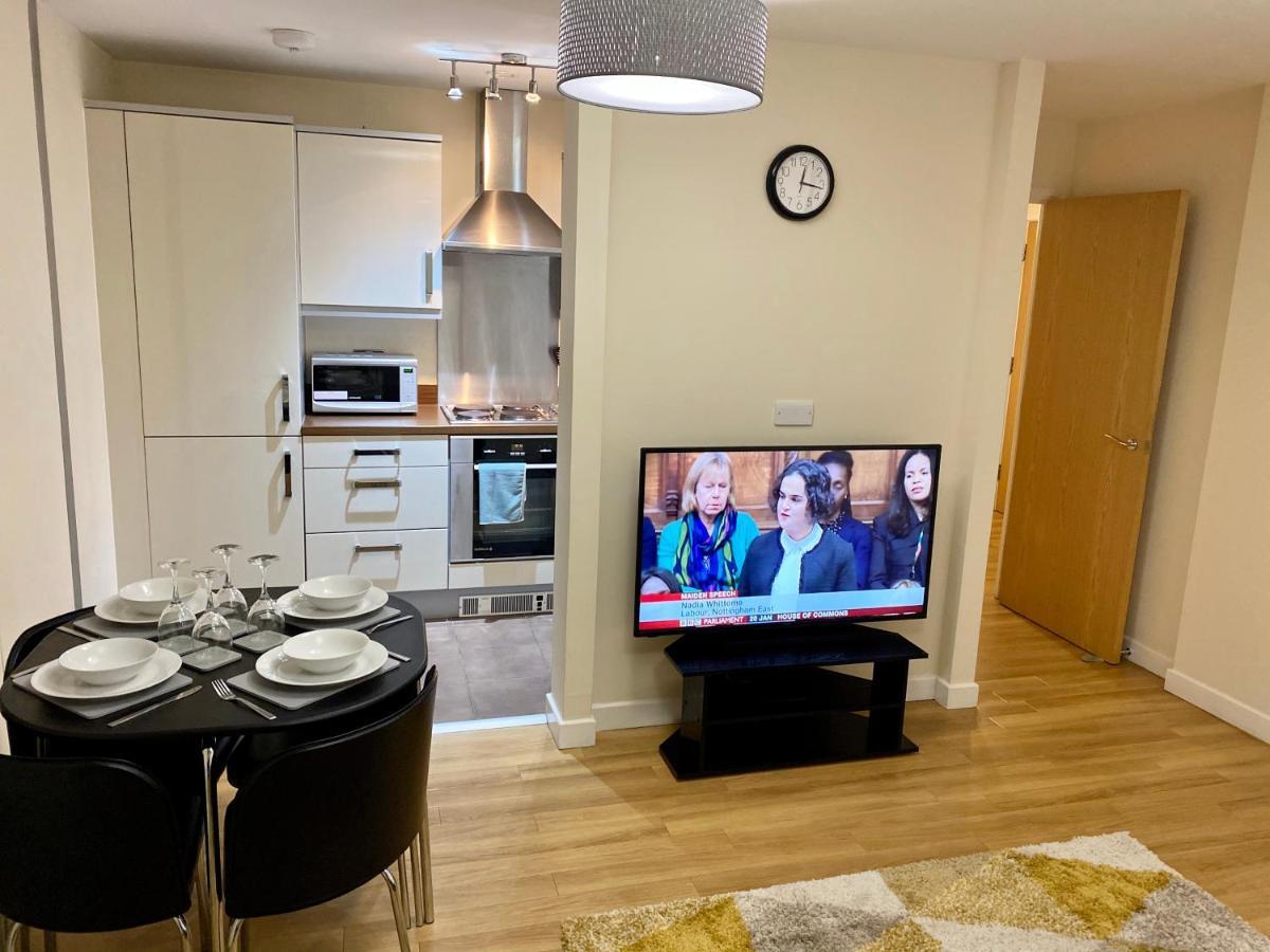 Smartrips Apartments - The Hub Milton Keynes Eksteriør billede