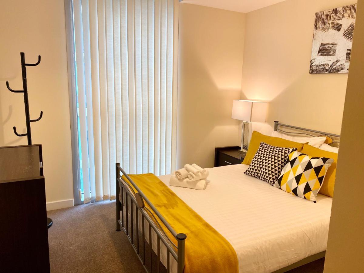 Smartrips Apartments - The Hub Milton Keynes Eksteriør billede